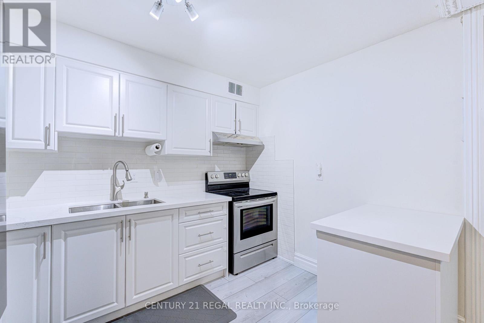 139 - 366 The East Mall, Toronto, Ontario  M9B 6C6 - Photo 8 - W12510050