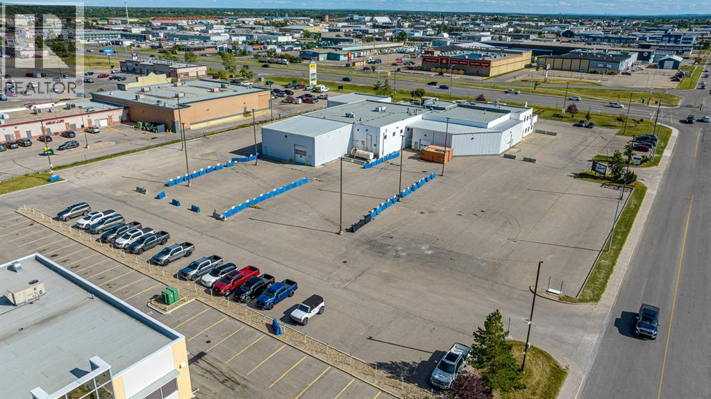 10101 112 Street, Grande Prairie, Alberta  T8V 8H6 - Photo 3 - A2106067