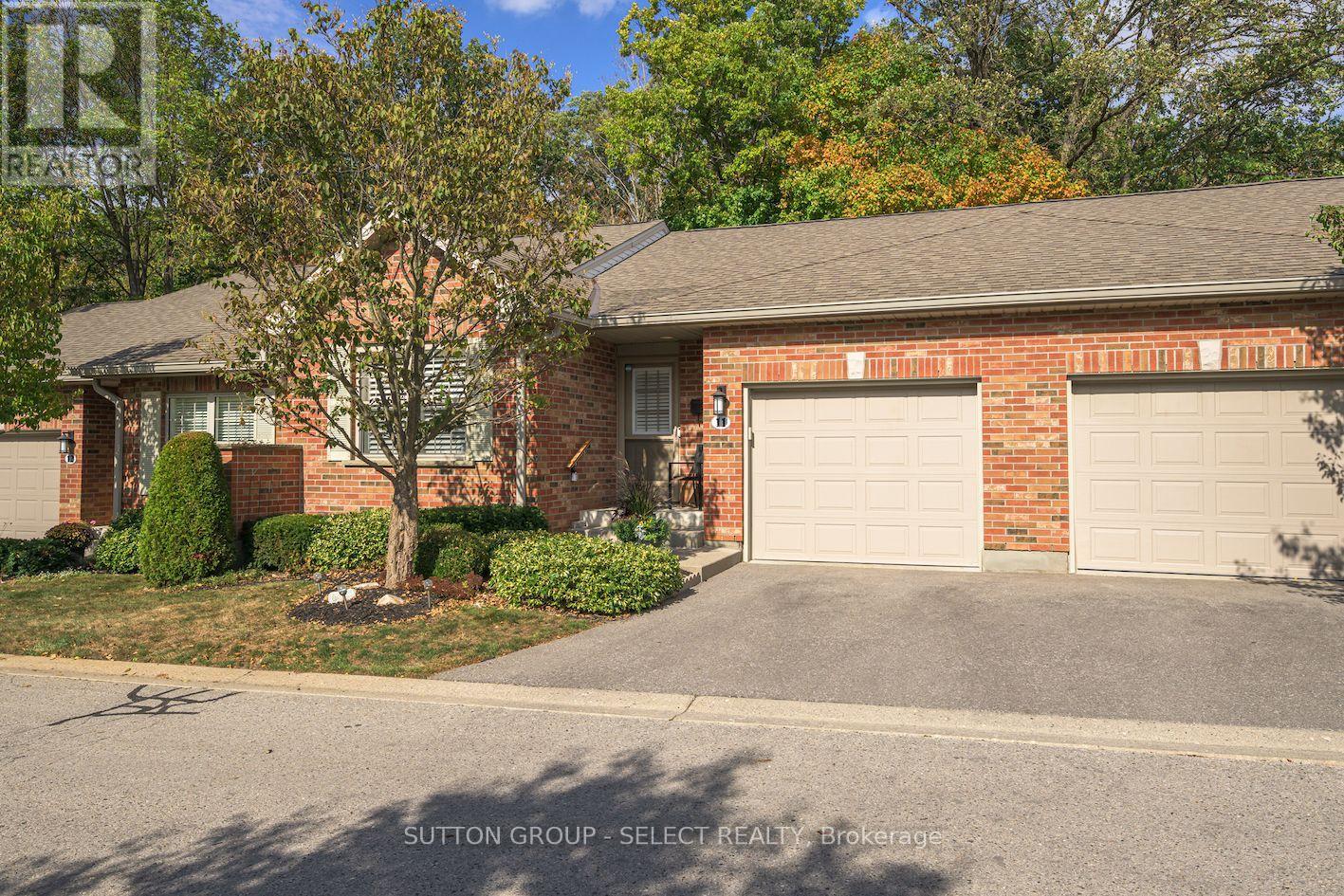 11 - 1337 COMMISSIONERS ROAD W, London South, Ontario