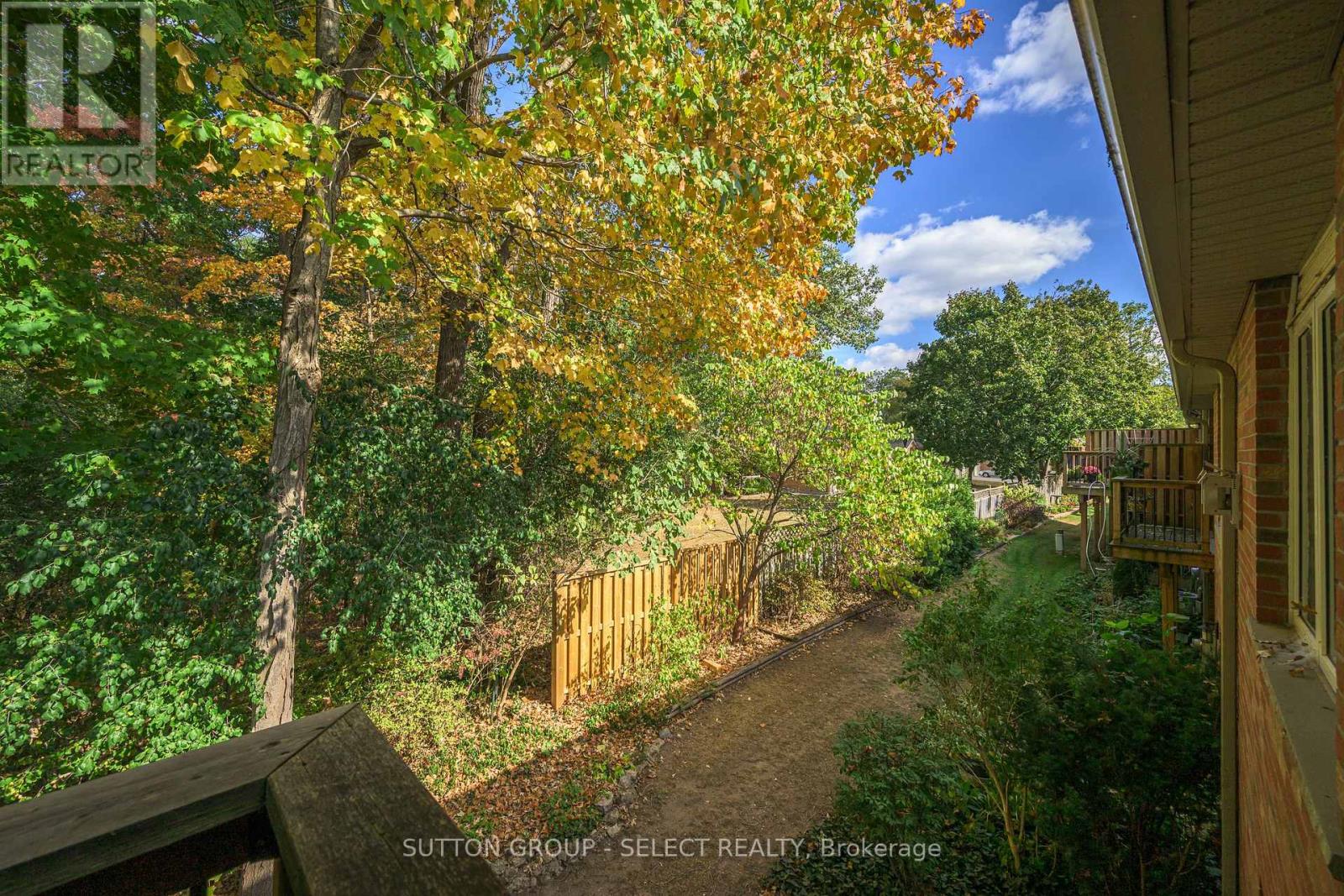 11 - 1337 Commissioners Road W, London South, Ontario  N6K 4V2 - Photo 3 - X12510092