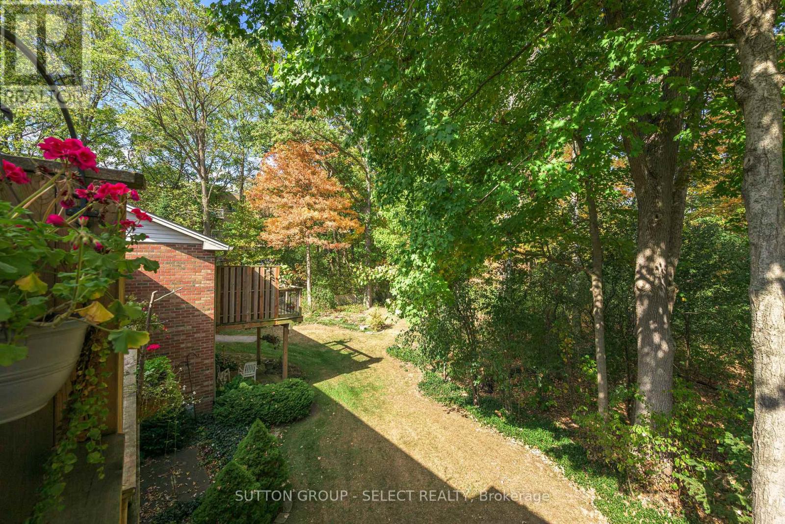 11 - 1337 Commissioners Road W, London South, Ontario  N6K 4V2 - Photo 5 - X12510092