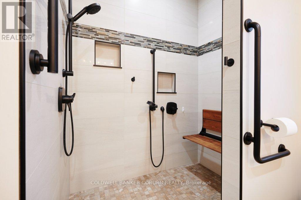 35 Lakeshore Drive, South Dundas, Ontario  K0C 1X0 - Photo 23 - X12510062