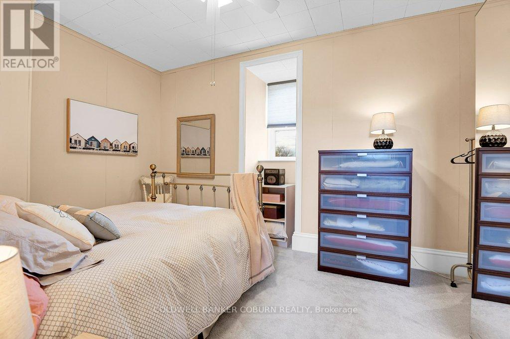 35 Lakeshore Drive, South Dundas, Ontario  K0C 1X0 - Photo 32 - X12510062