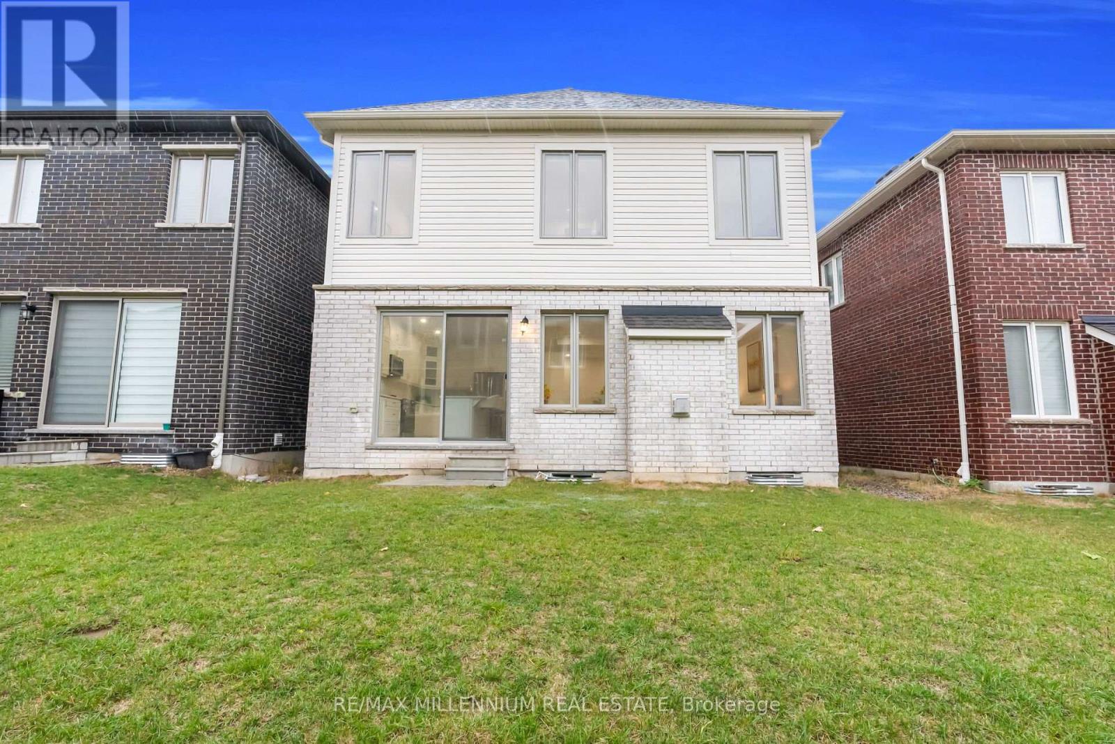 30 Hammermeister Street, Kitchener, Ontario  N2R 0T2 - Photo 50 - X12509896