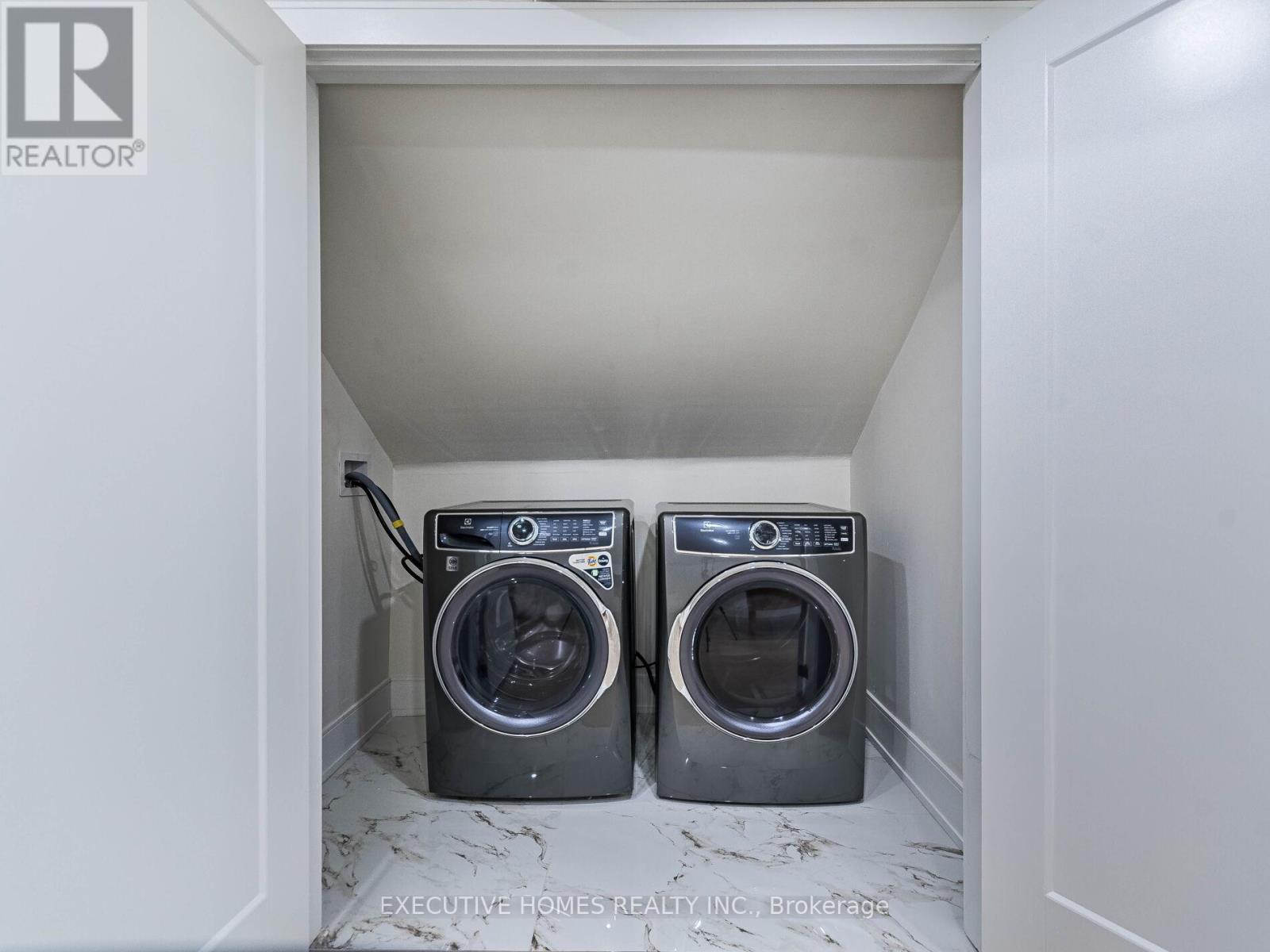 12 Orangeville Street, Erin, Ontario N0B 1Z0 - Photo 38 - X12509898