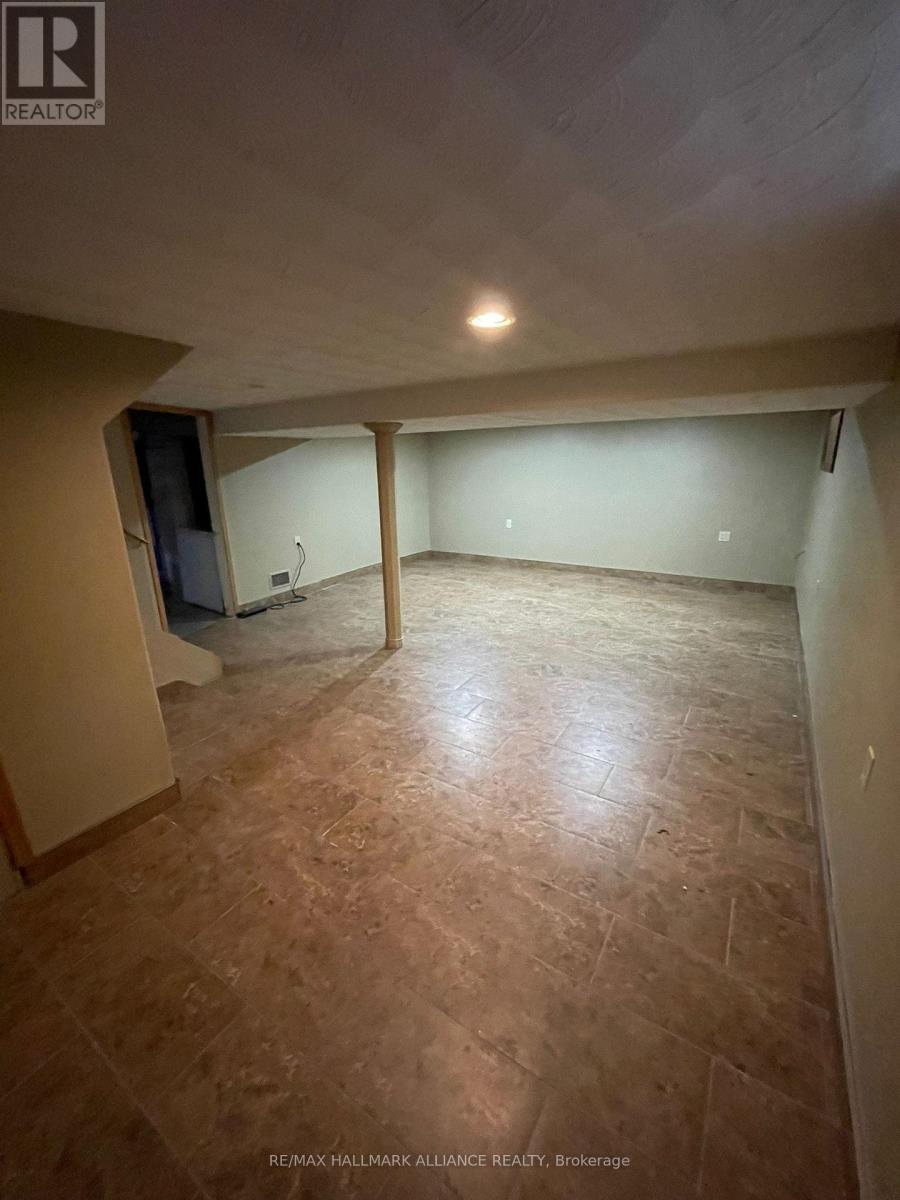 22 Bevan Court, Hamilton, Ontario  L8K 4R1 - Photo 16 - X12509956