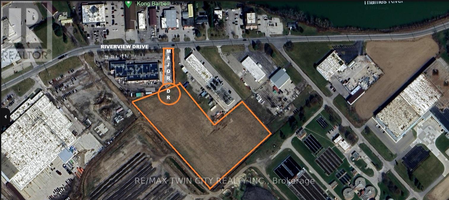 450 RIVERVIEW DRIVE, Chatham-Kent, Ontario