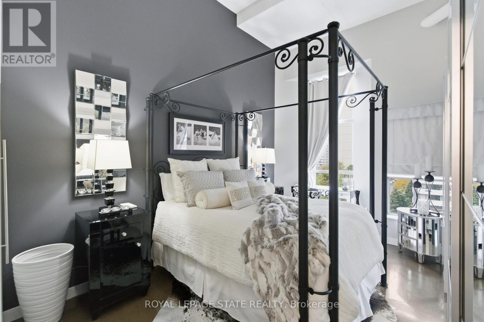 Ph10 - 66 Bay Street S, Hamilton, Ontario  L8P 4Z6 - Photo 24 - X12510016