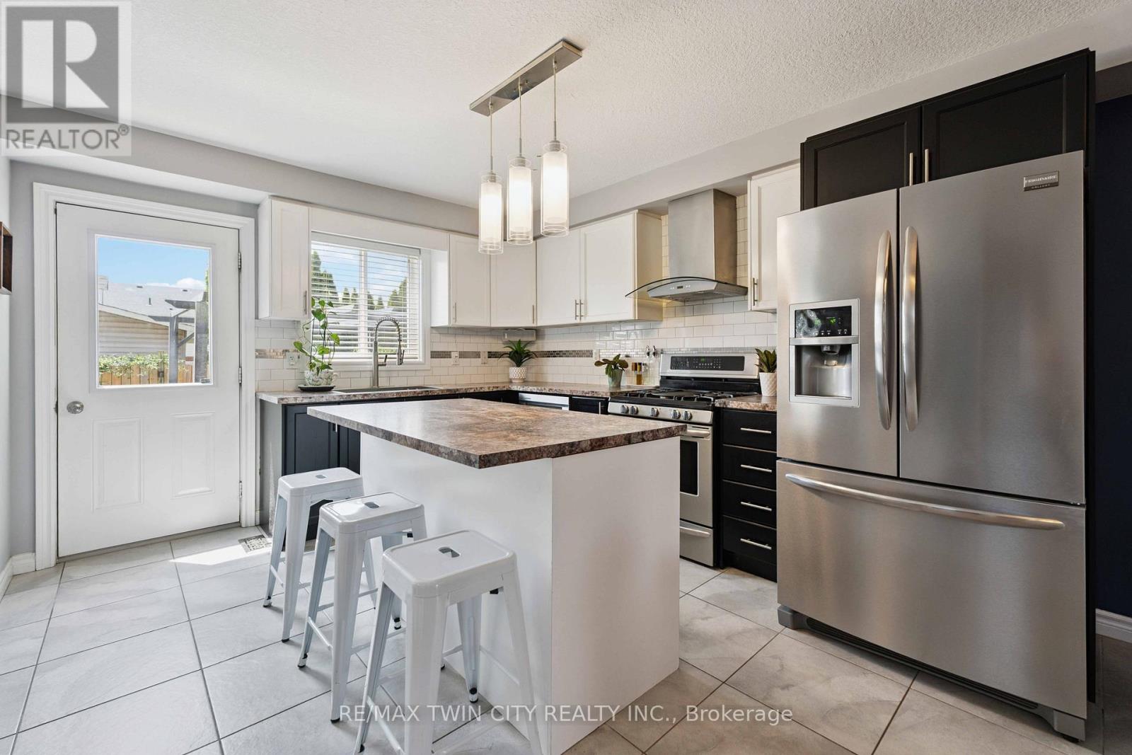 12 Avatar Place, Hamilton, Ontario  L0R 1W0 - Photo 20 - X12510040