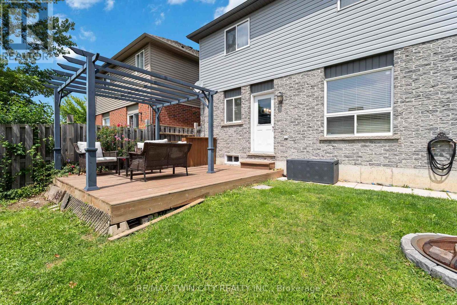 12 Avatar Place, Hamilton, Ontario  L0R 1W0 - Photo 47 - X12510040