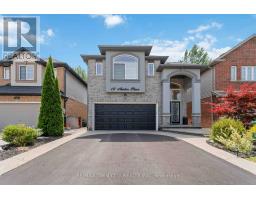 12 AVATAR PLACE, Hamilton, Ontario