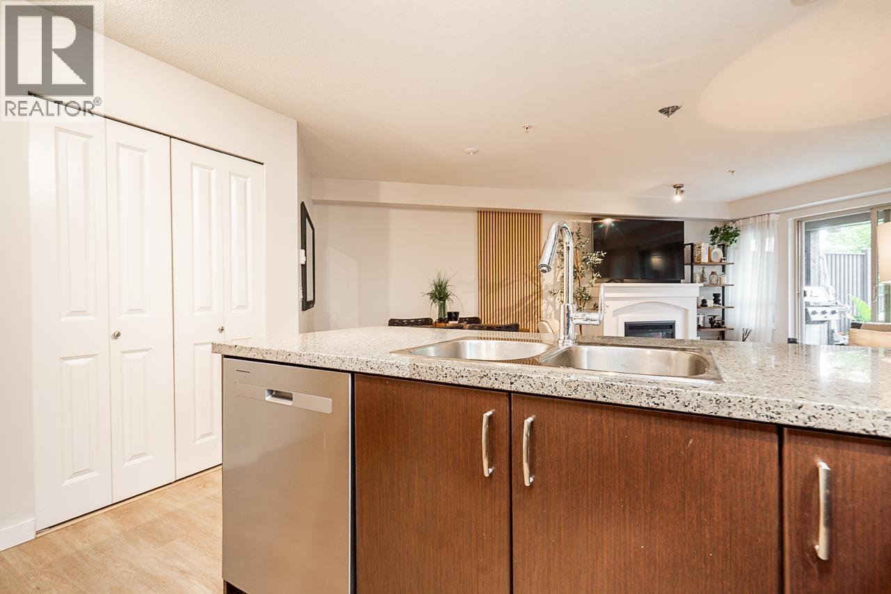211 3132 Dayanee Springs Boulevard, Coquitlam, British Columbia  V3E 0B5 - Photo 10 - R3064765