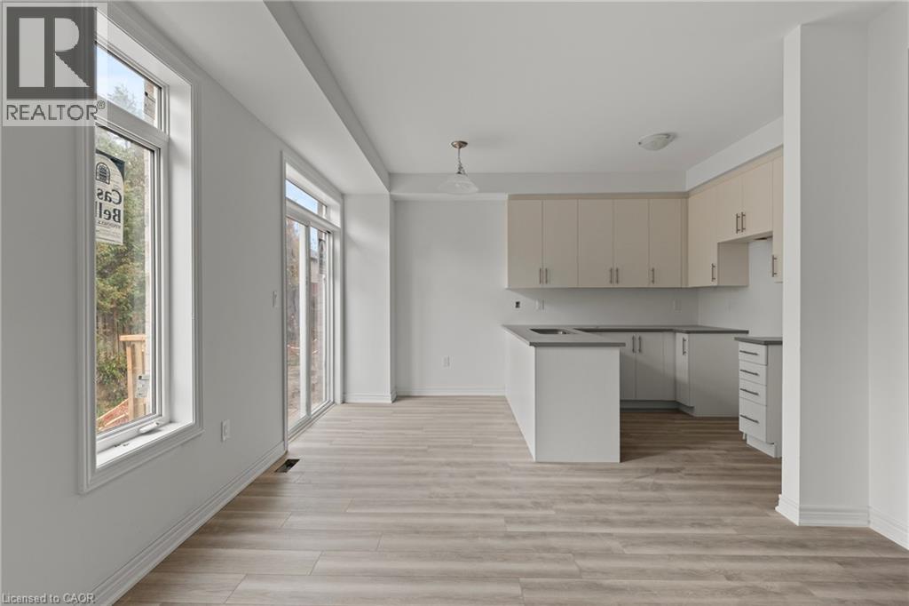 13 Davinci Boulevard, Hamilton, Ontario L9B 1B7 - Photo 7 - 40776709