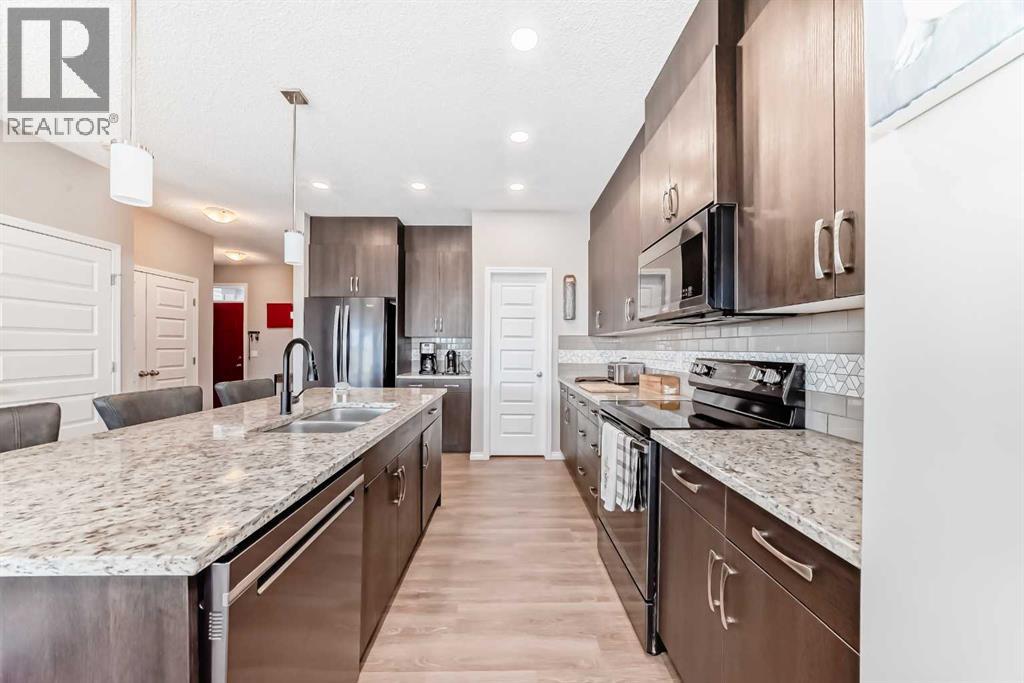 63 Heritage Court, Cochrane, Alberta  T4C 2N5 - Photo 10 - A2257011