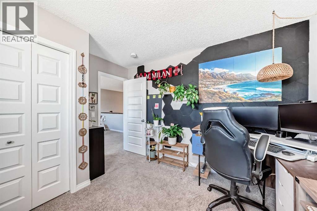 63 Heritage Court, Cochrane, Alberta  T4C 2N5 - Photo 27 - A2257011