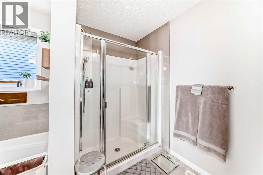 63 Heritage Court, Cochrane, Alberta  T4C 2N5 - Photo 23 - A2257011