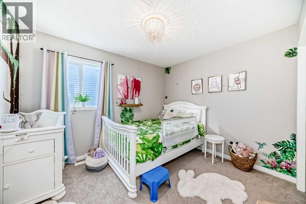 63 Heritage Court, Cochrane, Alberta  T4C 2N5 - Photo 28 - A2257011