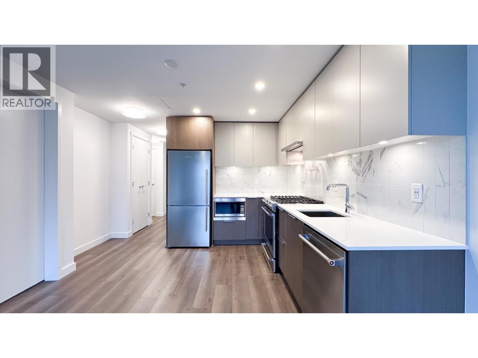 309 645 Como Lake Avenue, Coquitlam, British Columbia V3J 0P1 - Photo 11 - R3064754