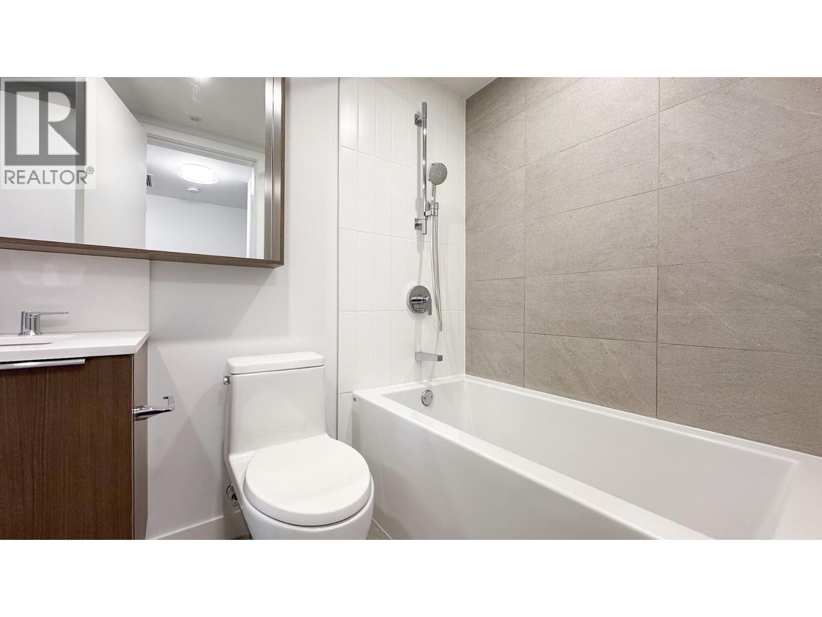 309 645 Como Lake Avenue, Coquitlam, British Columbia V3J 0P1 - Photo 17 - R3064754