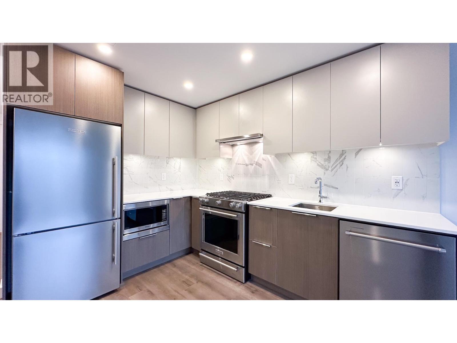 309 645 Como Lake Avenue, Coquitlam, British Columbia V3J 0P1 - Photo 10 - R3064754