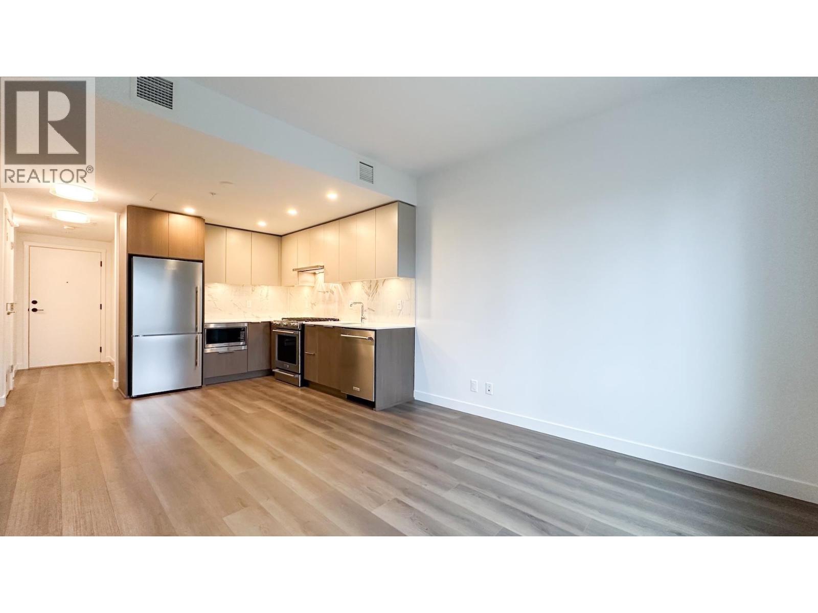 309 645 Como Lake Avenue, Coquitlam, British Columbia V3J 0P1 - Photo 7 - R3064754