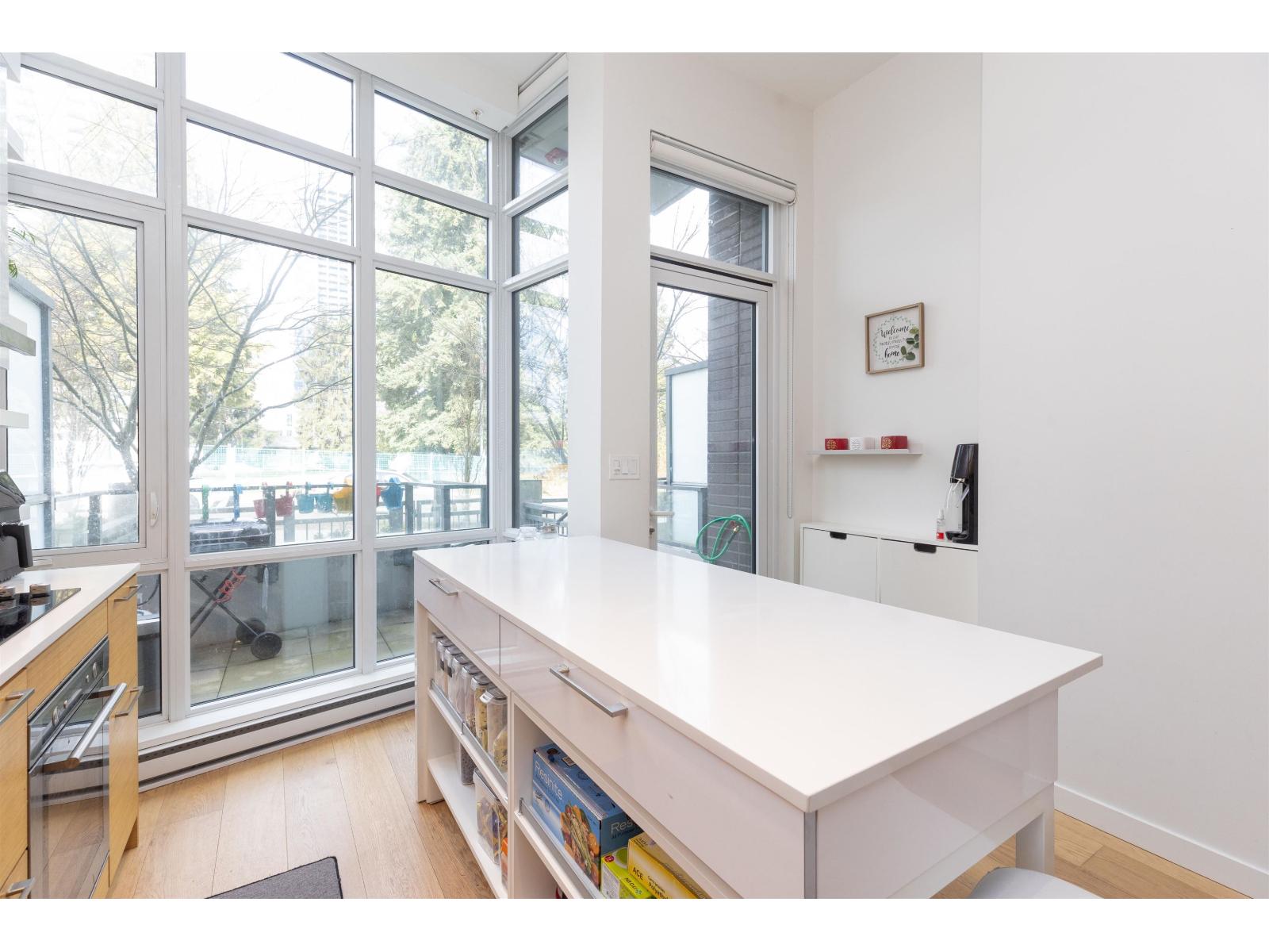 108 13438 Central Avenue, Surrey, British Columbia  V3T 0N2 - Photo 7 - R3064575