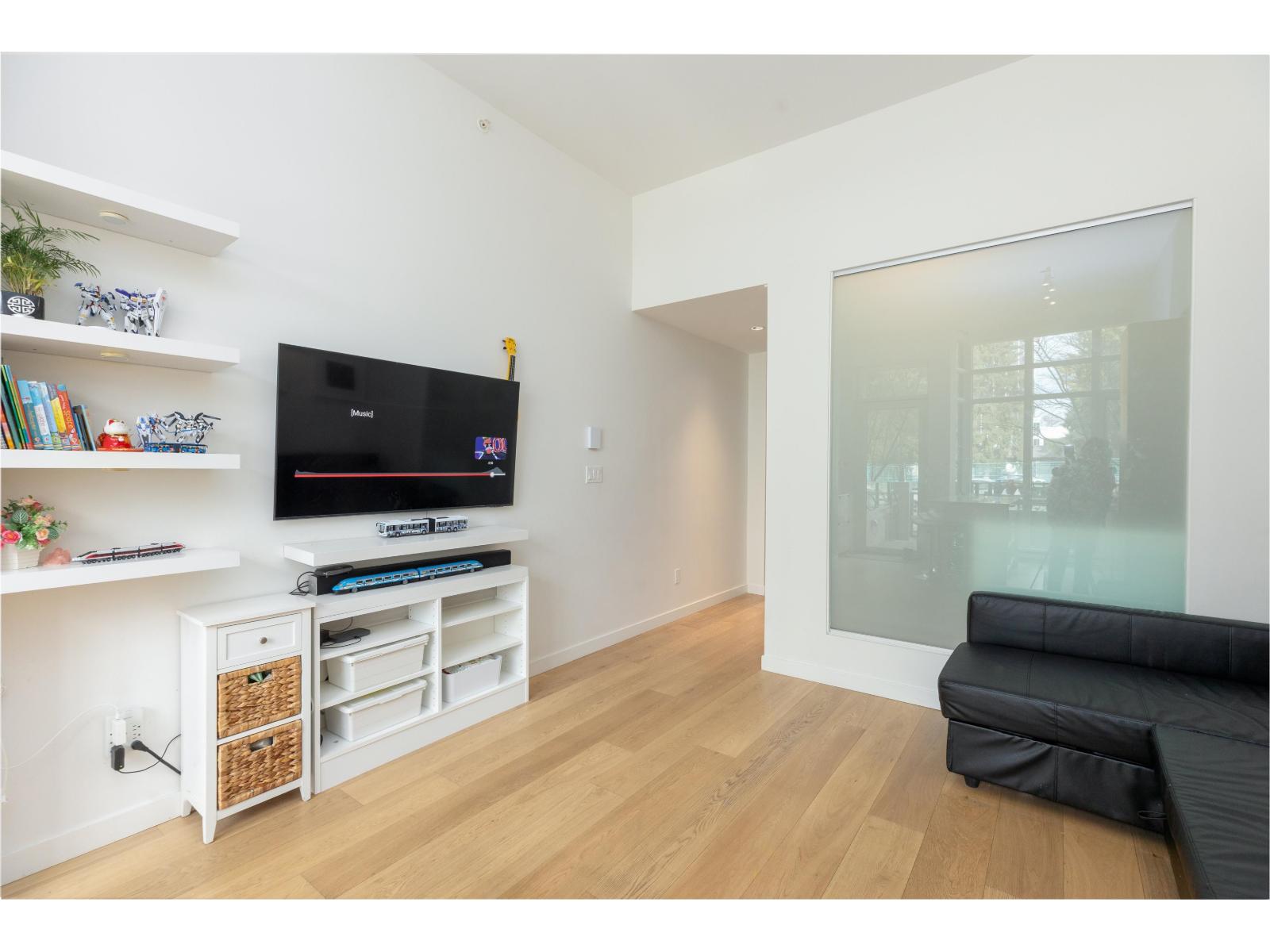 108 13438 Central Avenue, Surrey, British Columbia  V3T 0N2 - Photo 9 - R3064575