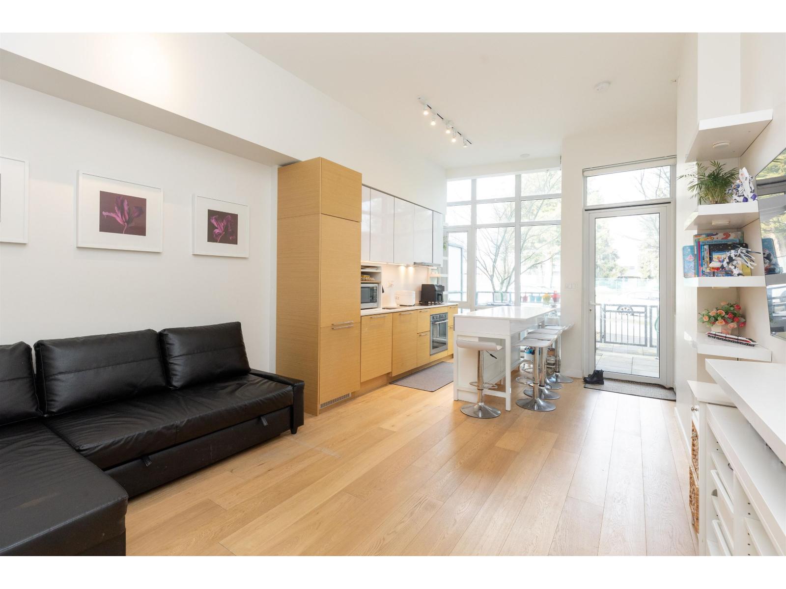 108 13438 Central Avenue, Surrey, British Columbia  V3T 0N2 - Photo 8 - R3064575