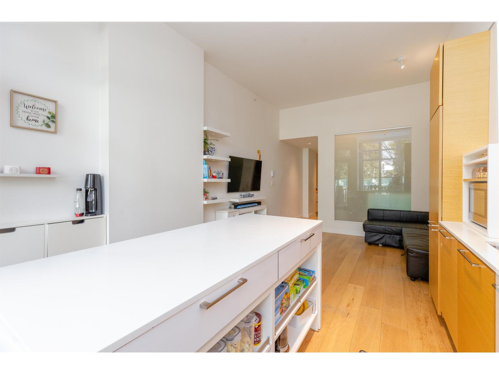 108 13438 Central Avenue, Surrey, British Columbia  V3T 0N2 - Photo 3 - R3064575