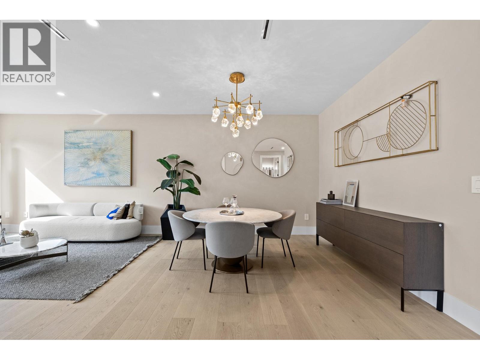 1 5115 Buxton Street, Burnaby, British Columbia V5H 1J7 - Photo 5 - R3064371