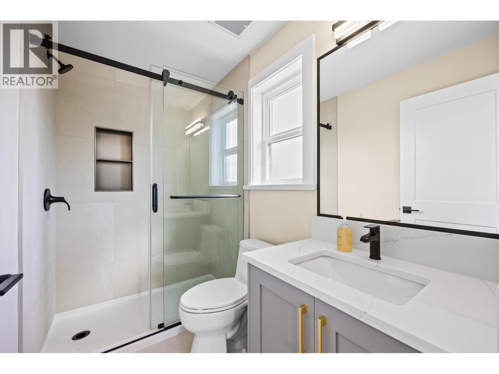 1 5115 Buxton Street, Burnaby, British Columbia V5H 1J7 - Photo 27 - R3064371