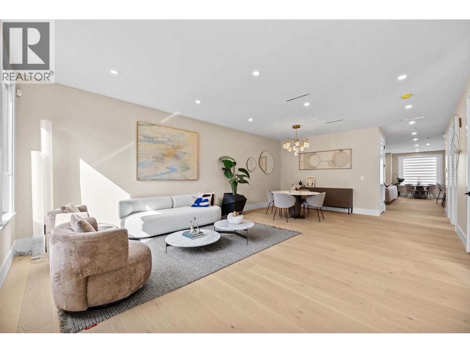 1 5115 Buxton Street, Burnaby, British Columbia V5H 1J7 - Photo 3 - R3064371