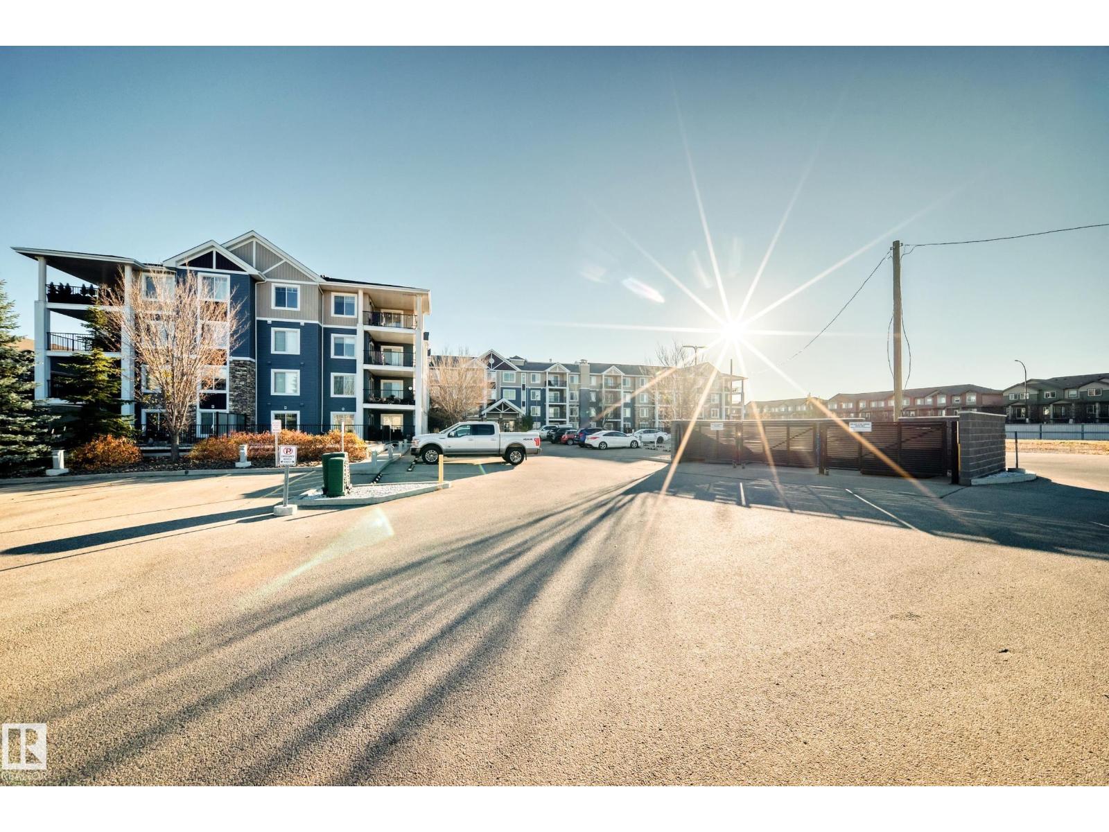 #303 4008 Savaryn Dr Sw, Edmonton, Alberta  T6X 2E5 - Photo 2 - E4464406