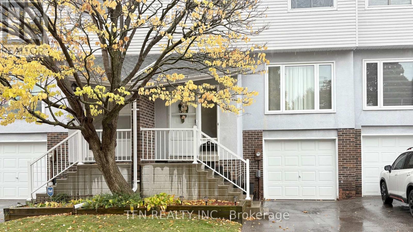 2 - 301 Garden Street, Whitby, Ontario  L1N 3W3 - Photo 1 - E12506412