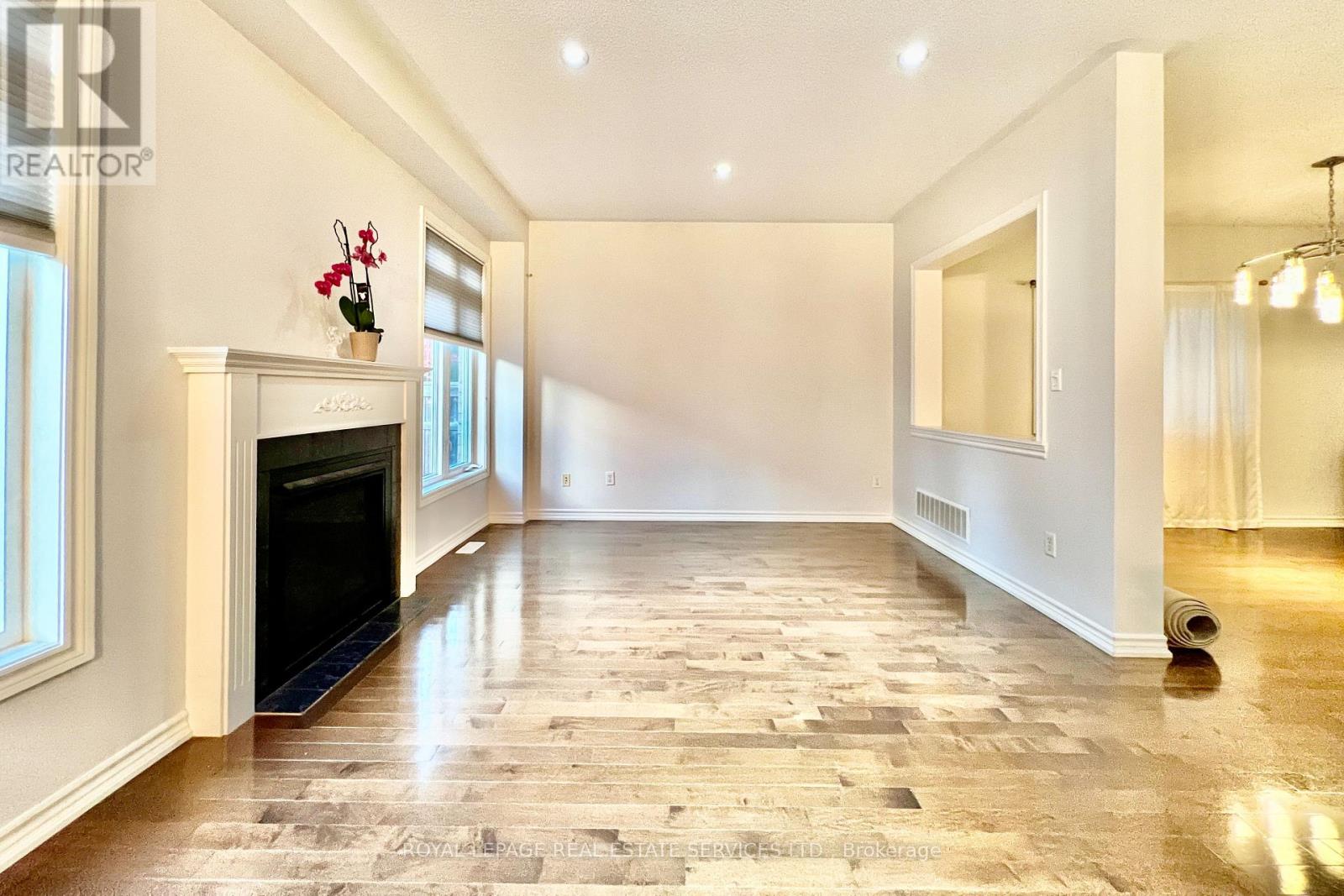 4681 Webb Street, Burlington, Ontario  L7M 0E3 - Photo 10 - W12332017