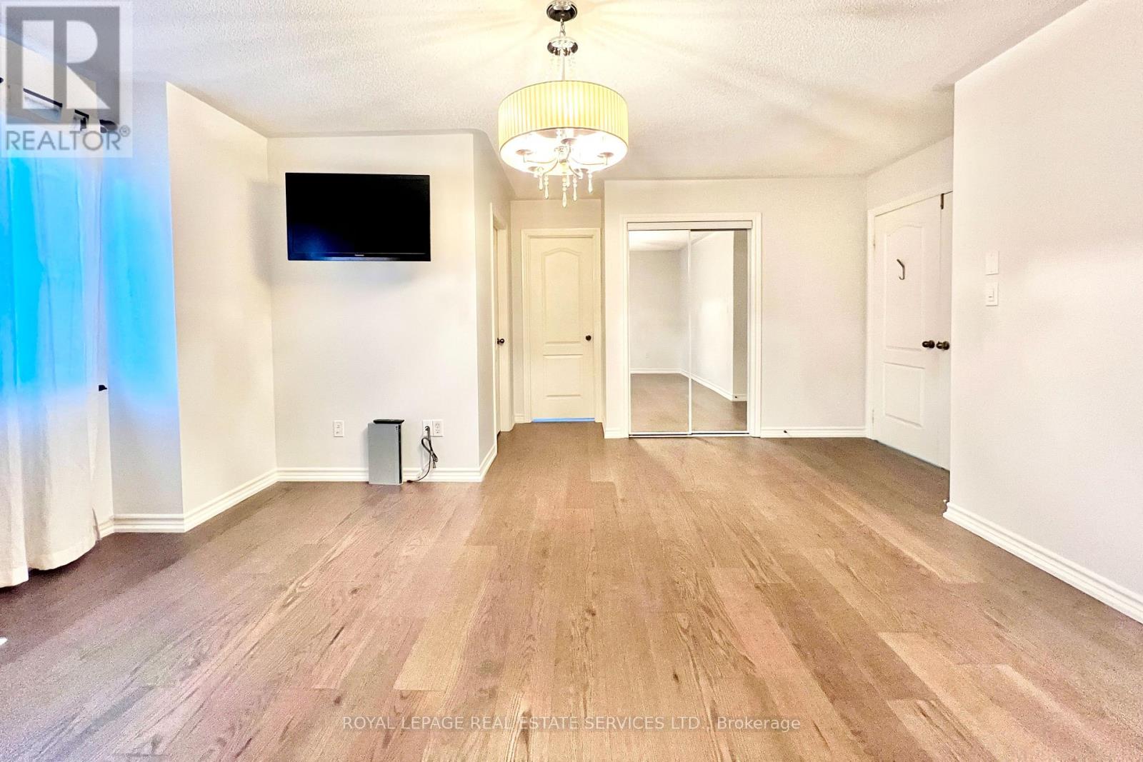 4681 Webb Street, Burlington, Ontario  L7M 0E3 - Photo 23 - W12332017