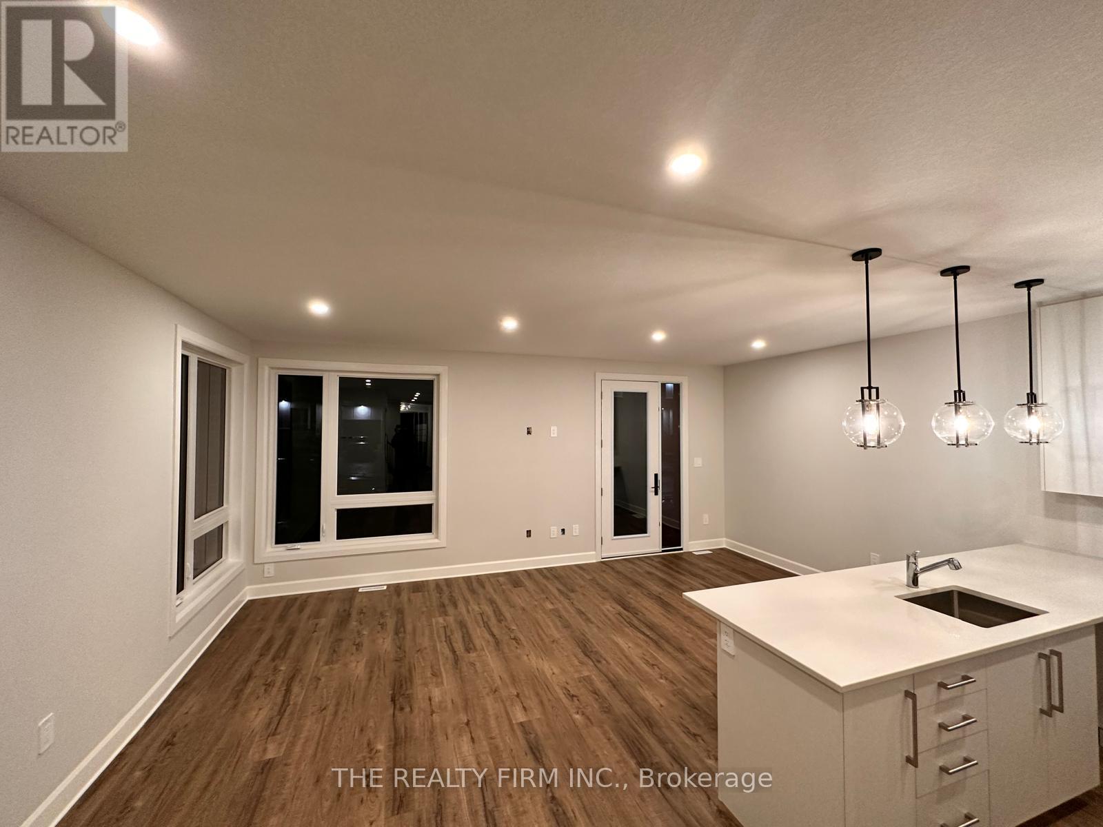 139 - 175 Doan Drive, Middlesex Centre, Ontario N0L 1R0 - Photo 2 - X12508900