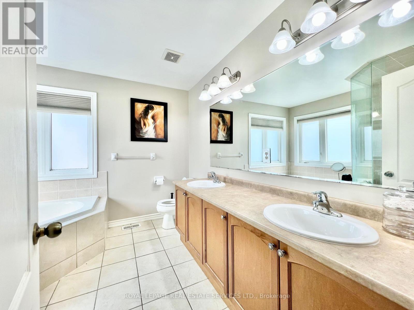 4681 Webb Street, Burlington, Ontario  L7M 0E3 - Photo 27 - W12332017