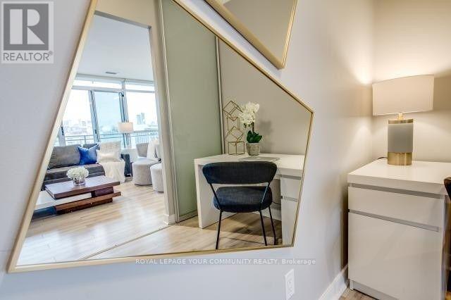 909 - 80 Western Battery Road, Toronto, Ontario  M6K 3S1 - Photo 11 - C12510072