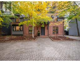 11 CRAIG CRESCENT, Toronto, Ontario