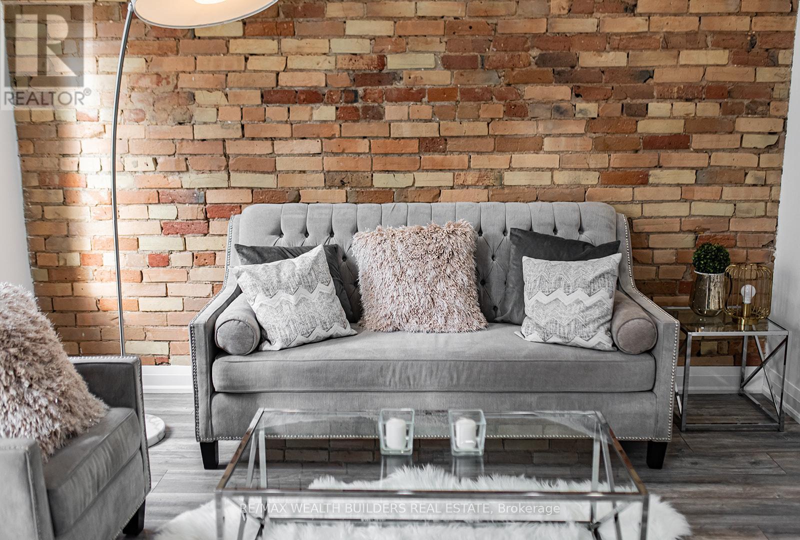 4 - 213 Jarvis Street, Toronto, Ontario  M5B 2C1 - Photo 2 - C12510116