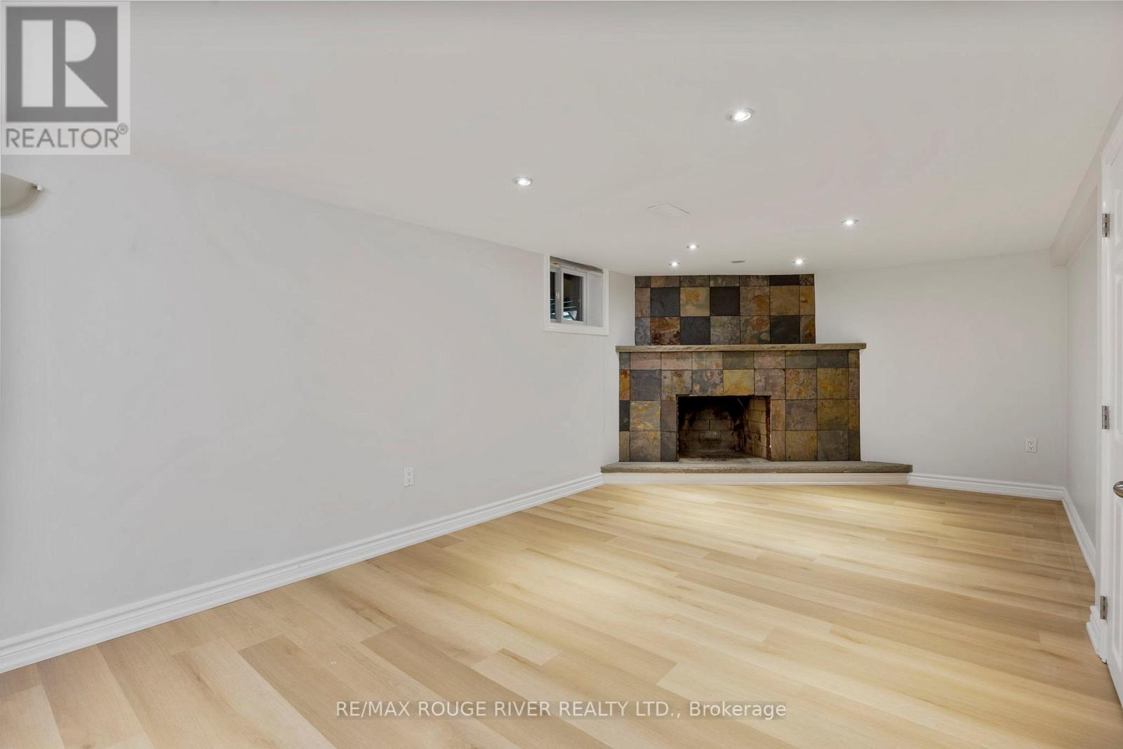 Lower - 902 Donovan Crescent, Whitby, Ontario L1N 3G3 - Photo 9 - E12509600