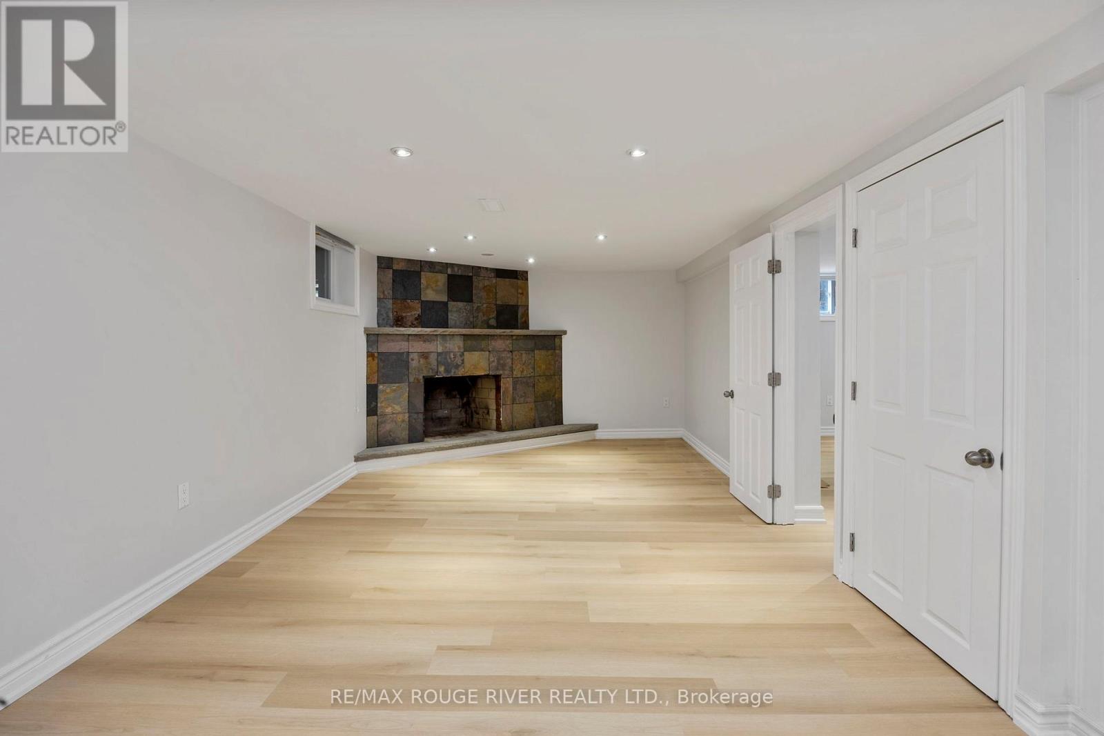 Lower - 902 Donovan Crescent, Whitby, Ontario L1N 3G3 - Photo 8 - E12509600