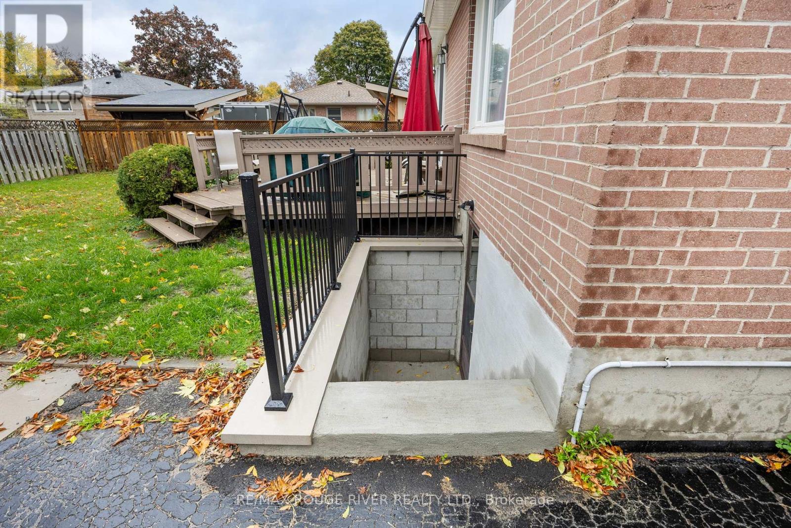 Lower - 902 Donovan Crescent, Whitby, Ontario L1N 3G3 - Photo 17 - E12509600