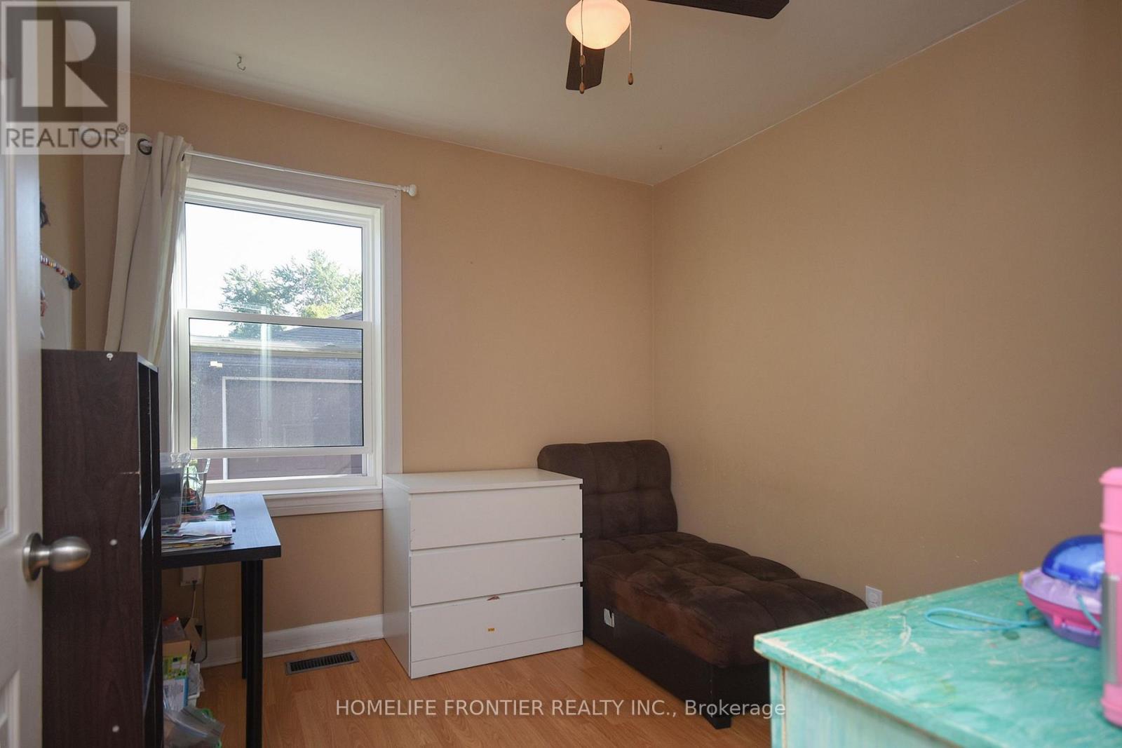 109 Darlingside Drive, Toronto, Ontario  M1E 3P4 - Photo 14 - E12510100