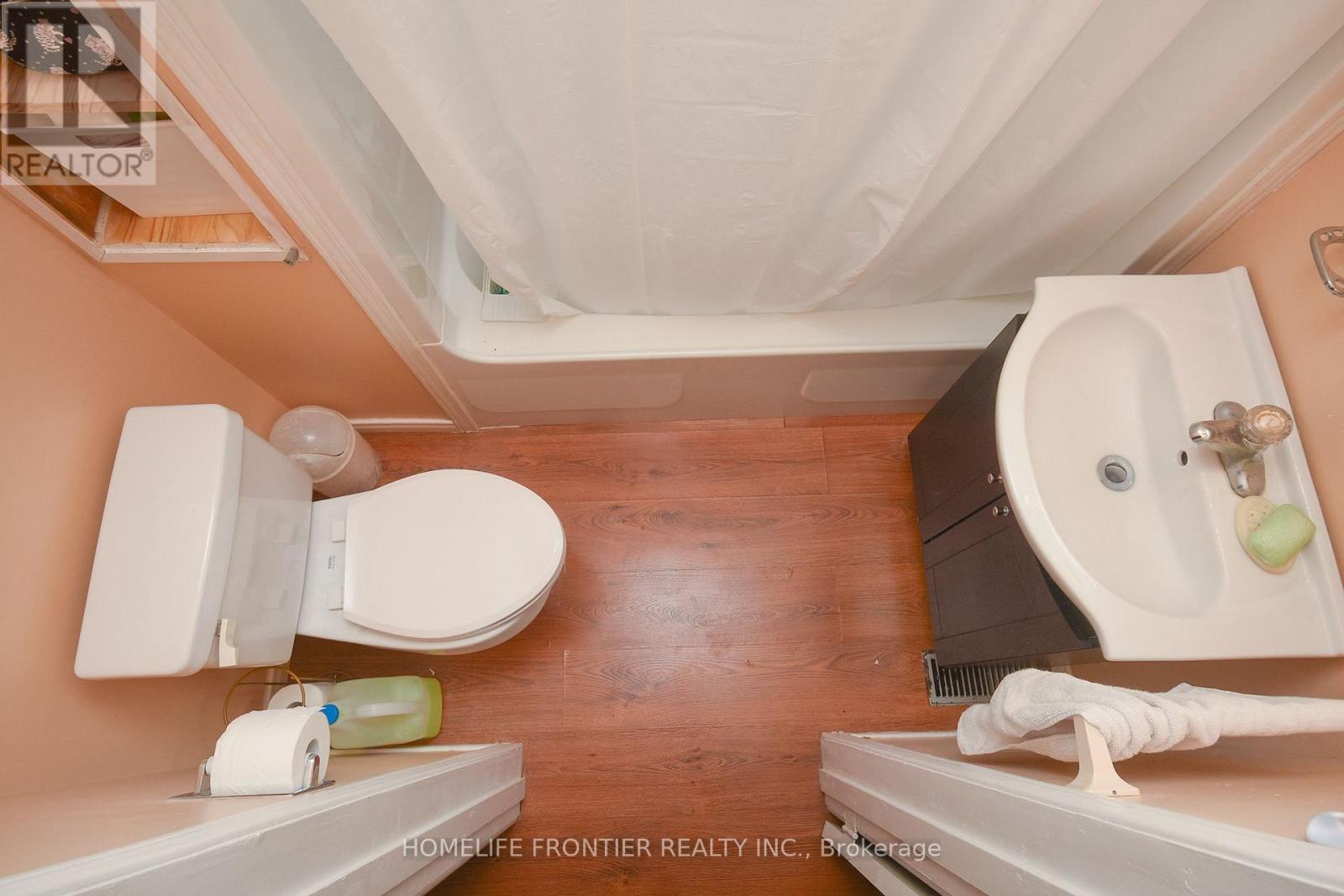 109 Darlingside Drive, Toronto, Ontario  M1E 3P4 - Photo 17 - E12510100