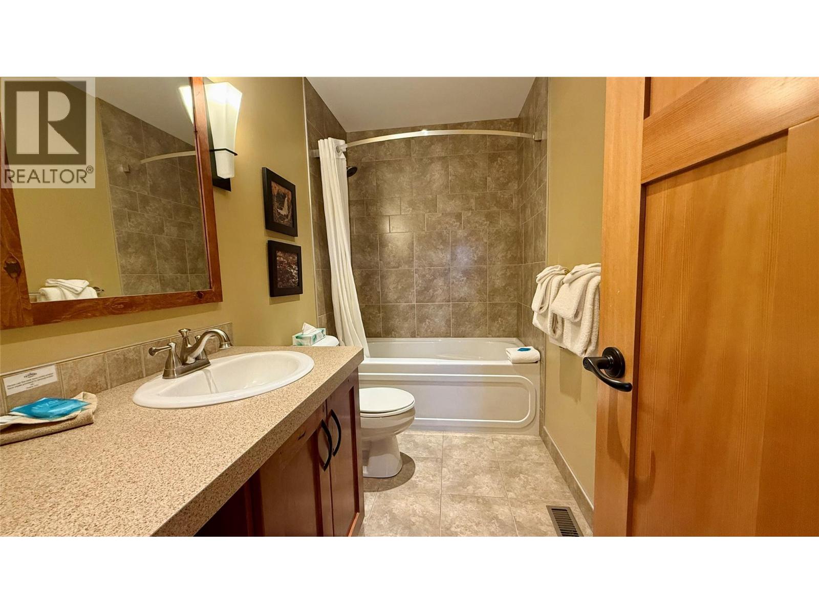 16-D1-5150 Fairway Drive, Fairmont Hot Springs, British Columbia V0B 1L1 - Photo 17 - 10366552