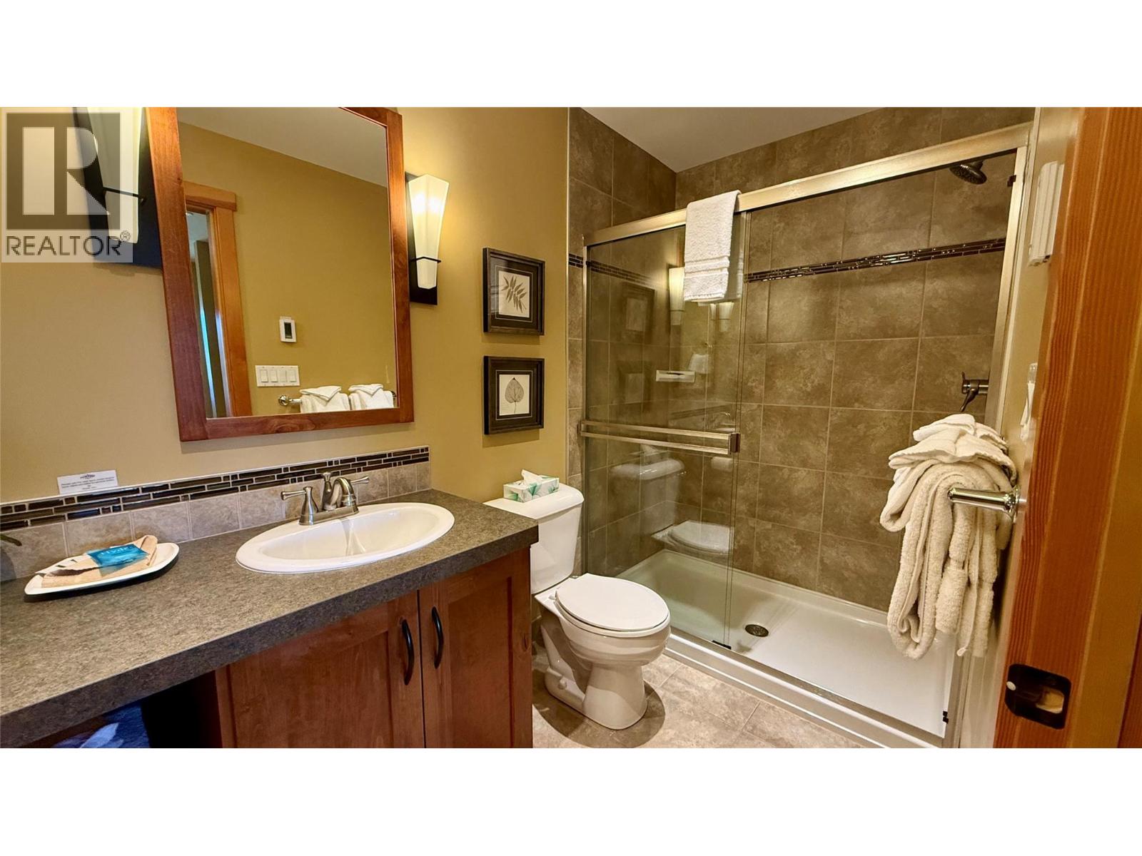 16-D1-5150 Fairway Drive, Fairmont Hot Springs, British Columbia V0B 1L1 - Photo 19 - 10366552