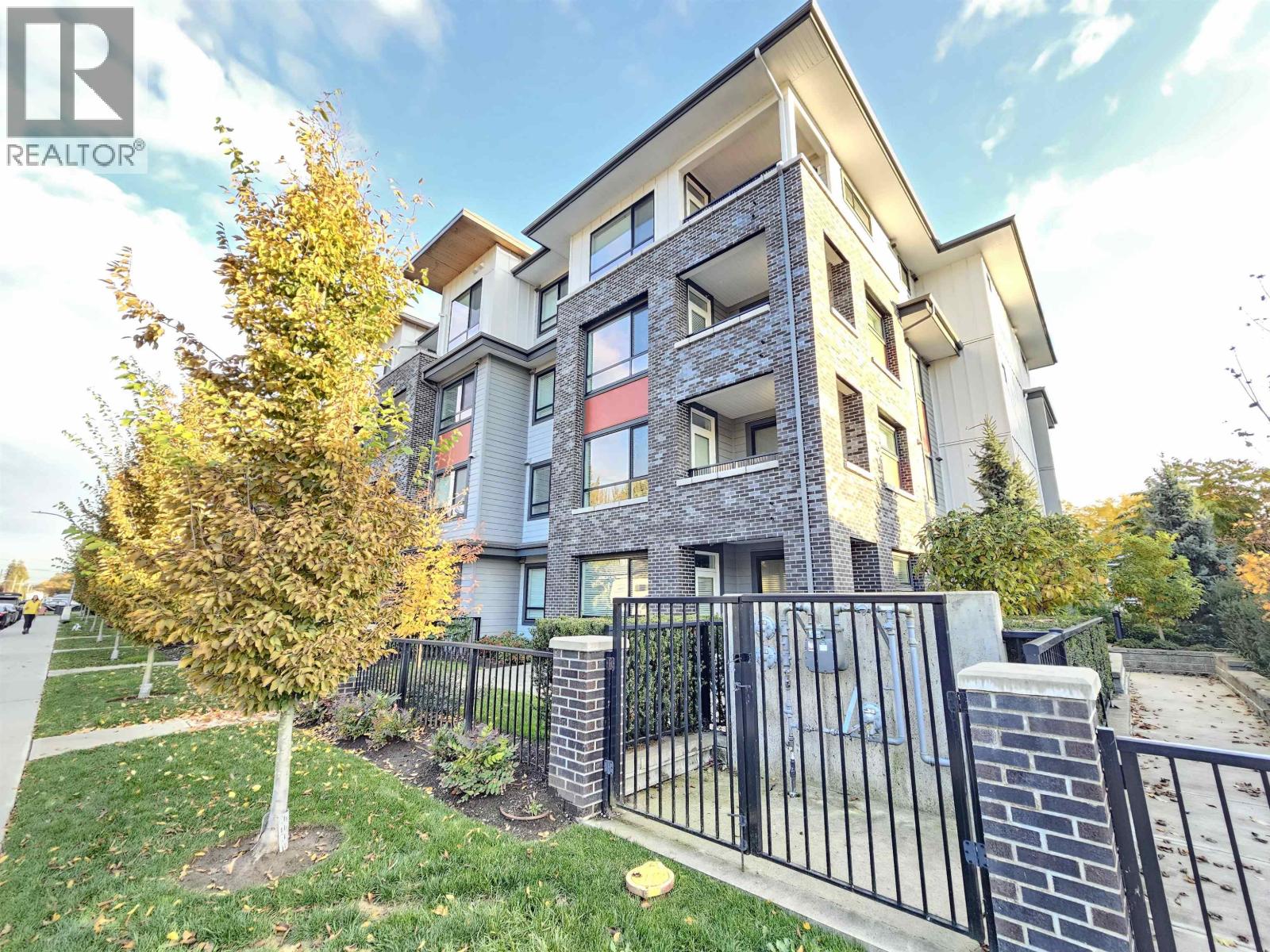 207 2160 Grant Avenue, Port Coquitlam, British Columbia V3B 0T3 - Photo 3 - R3064469