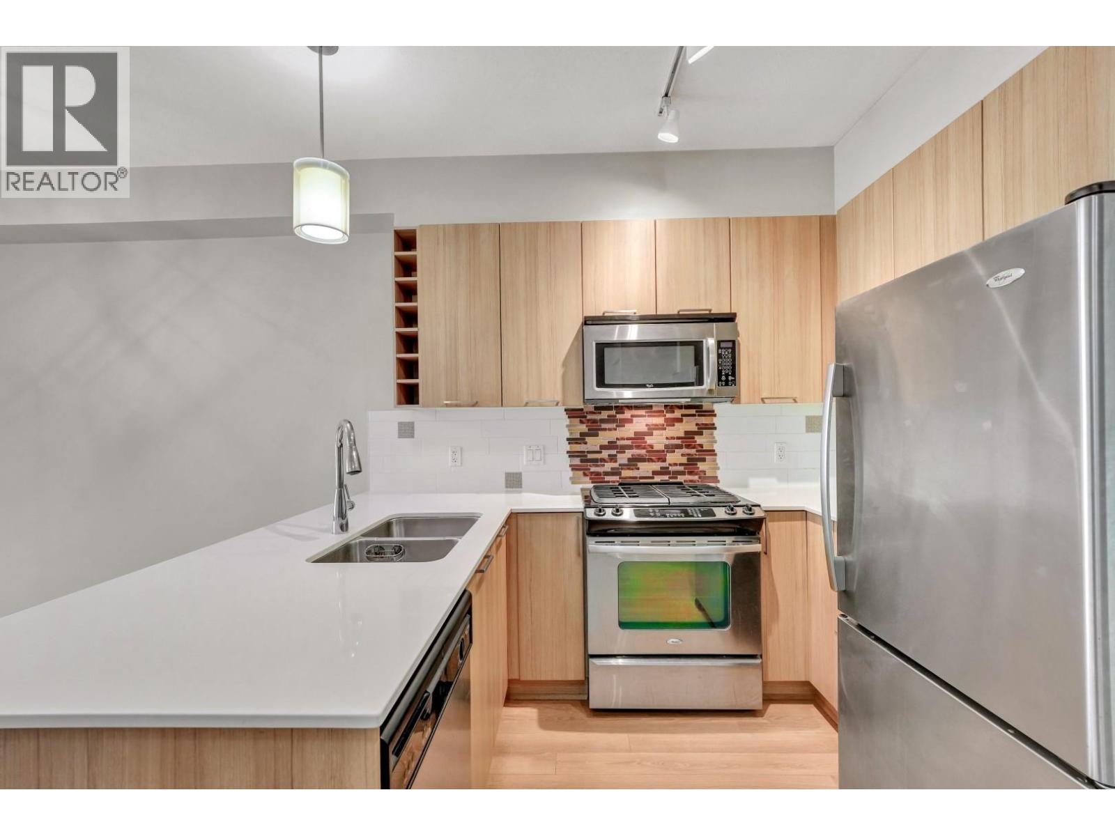 307 1188 Johnson Street, Coquitlam, British Columbia  V3B 0H7 - Photo 13 - R3064763